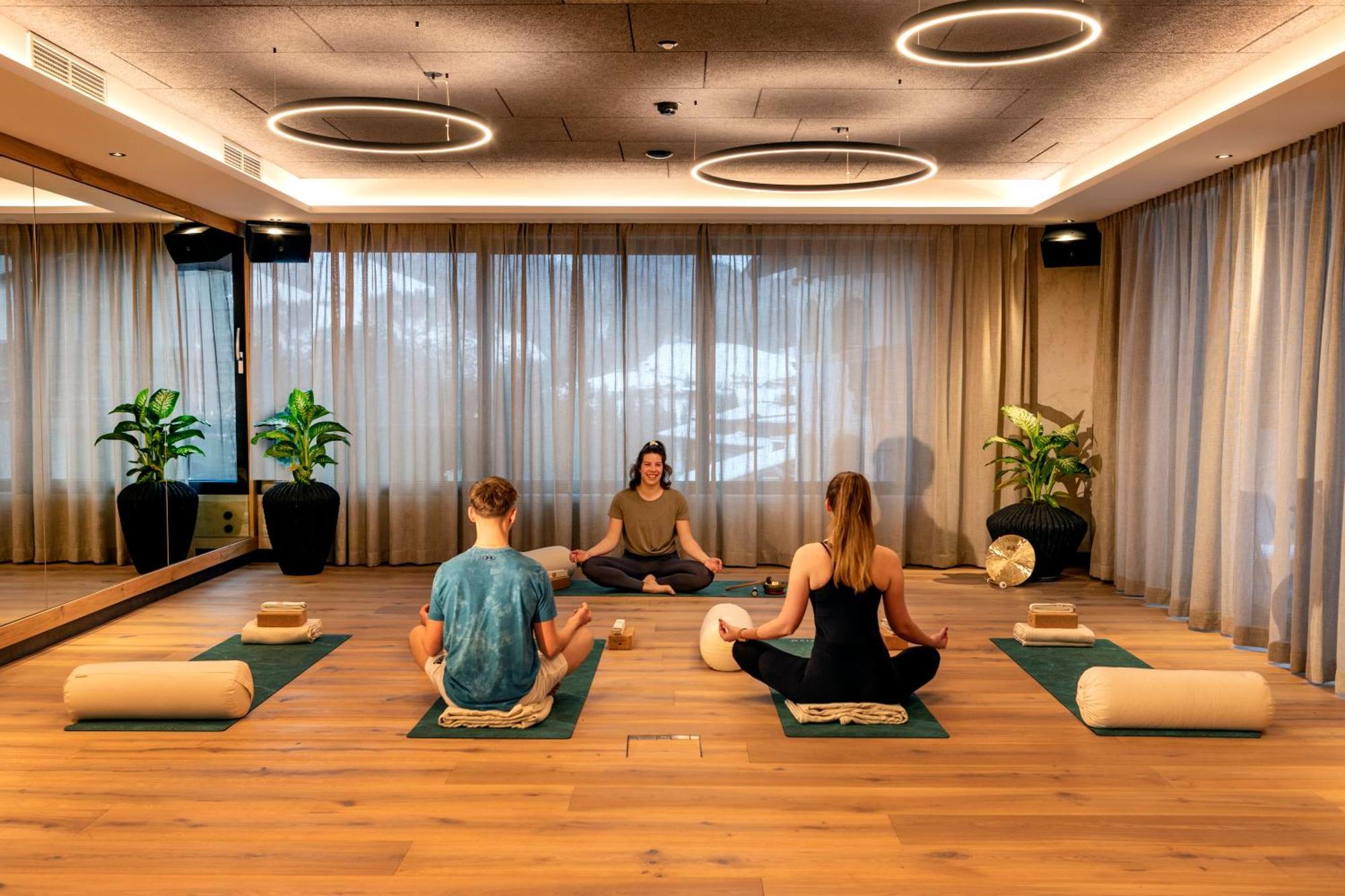 Aktivhotel Alpendorf Sankt Johann im Pongau Ngoại thất bức ảnh