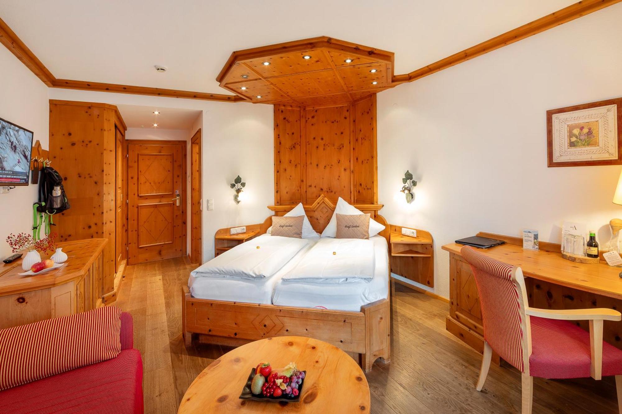 Aktivhotel Alpendorf Sankt Johann im Pongau Ngoại thất bức ảnh